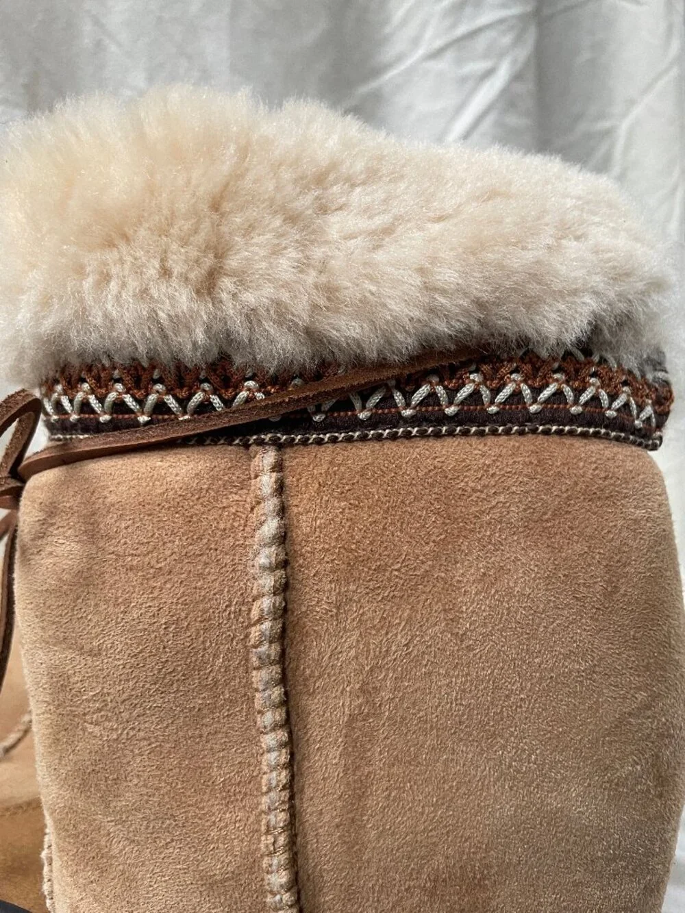 UGG Australia Chestnut Suede Shearling Weather Boots Size 8 / F3007G